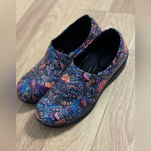 Easy Works By Easy Street TIFFANY WORK SLIP-ON CLOGS Size 7 M